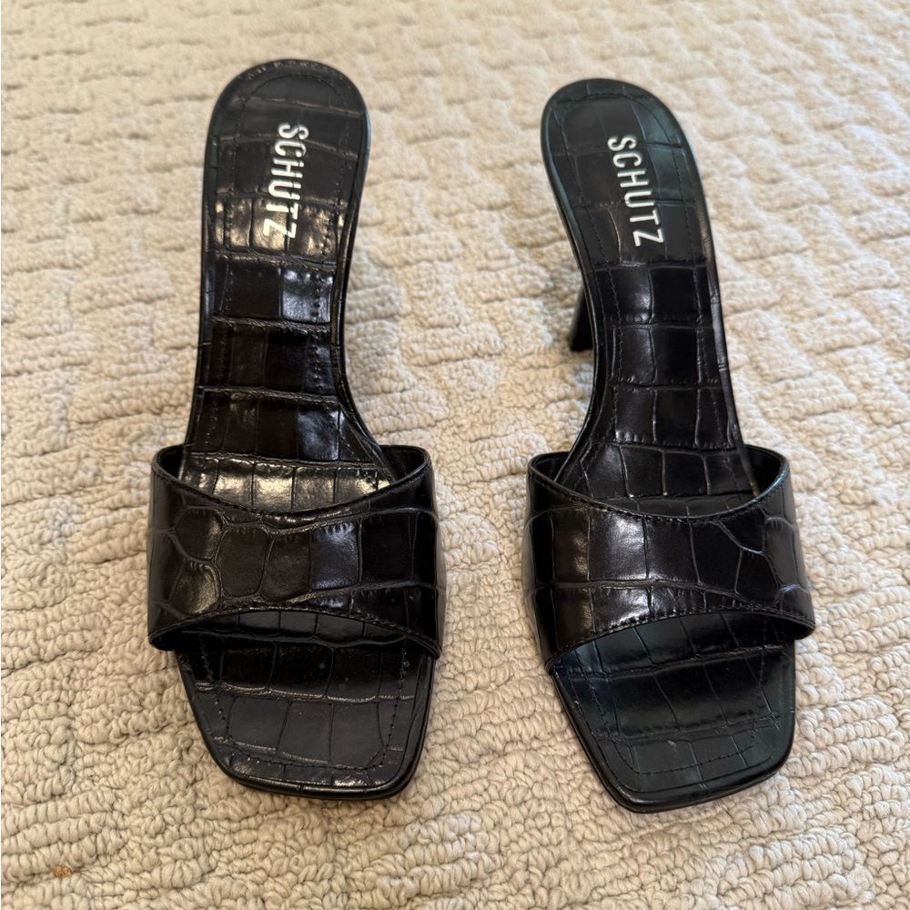 SCHUTZ Glossy Black Croc-Embossed Heels